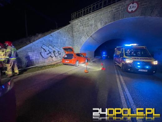 Pijana 27-latka rozbiła auto na Luboszyckiej