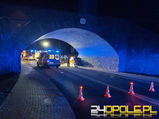 Pijana 27-latka rozbiła auto na Luboszyckiej