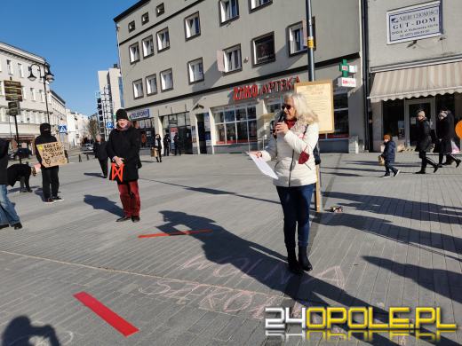 Opolanie protestowali przeciwko Lex Czarnek