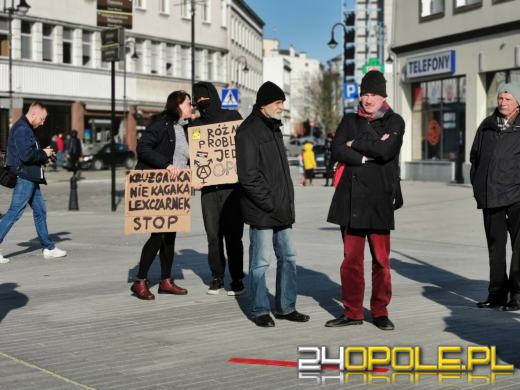 Opolanie protestowali przeciwko Lex Czarnek