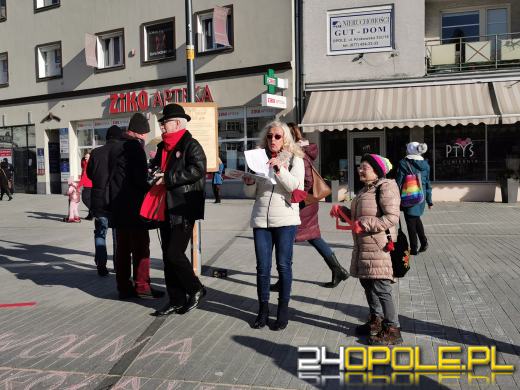 Opolanie protestowali przeciwko Lex Czarnek