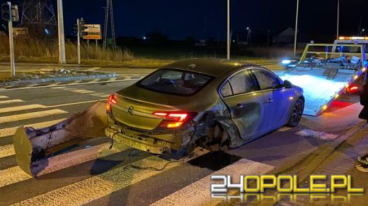 Zderzenie pojazdów na obwodnicy Opola. Poszkodowana kobieta trafiła do szpitala