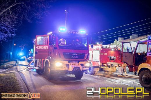 Na imprezie brakło sztućców. Strażak jadąc po zapasy zauważył pożar