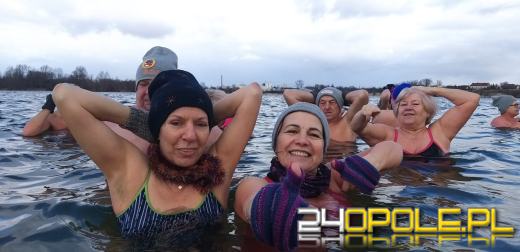 W powietrzu czuć już wiosnę, ale sezon na morsowanie trwa!