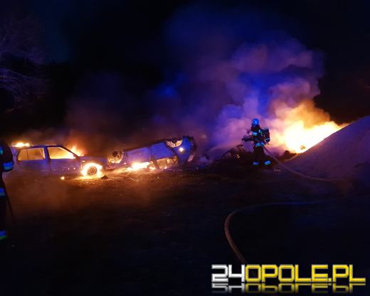 Pożar samochodów w Kielczy