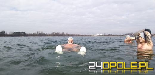 Ostatnie lutowe morsowanie na Kąpielisku Bolko