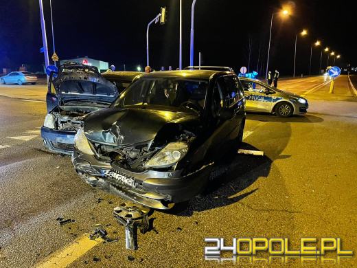 Zderzenie pojazdów we Wrzoskach. Sprawca kolizji ukarany mandatem 1500 zł