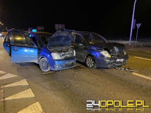 Zderzenie pojazdów we Wrzoskach. Sprawca kolizji ukarany mandatem 1500 zł