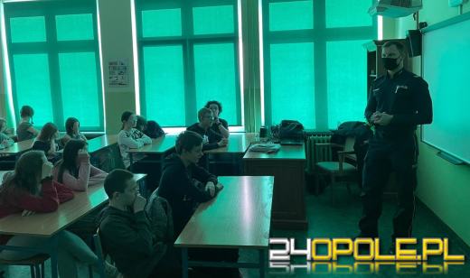 KPP Krapkowice: Promujemy zawód policjanta wśród młodzieży