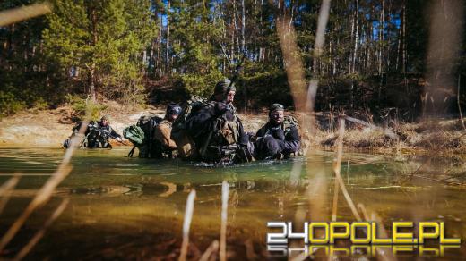 Nauka przetrwania to obowiązkowy element wojskowego szkolenia