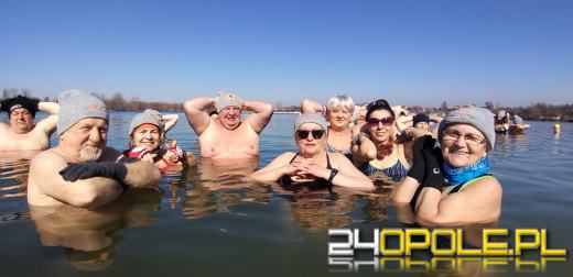 W powietrzu wiosna, ale temperatura wody wciąż zmraża