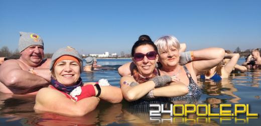 W powietrzu wiosna, ale temperatura wody wciąż zmraża