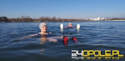 W powietrzu wiosna, ale temperatura wody wciąż zmraża