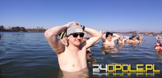 W powietrzu wiosna, ale temperatura wody wciąż zmraża