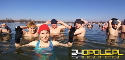 W powietrzu wiosna, ale temperatura wody wciąż zmraża