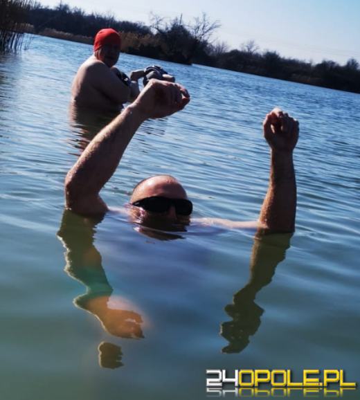 W powietrzu wiosna, ale temperatura wody wciąż zmraża
