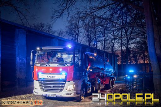 Ogromny pożar stodoły w powiecie Kluczborskim