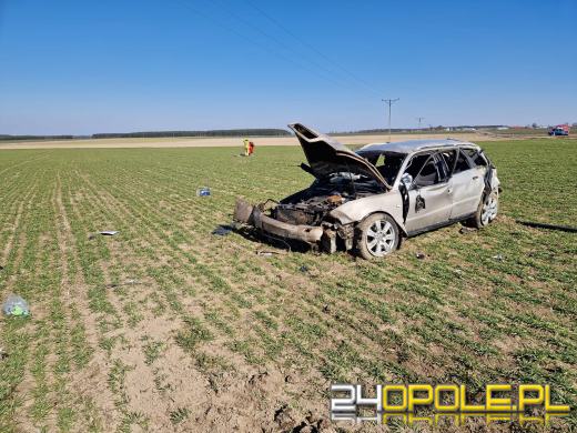 Czołowe zderzenie na DW 409. Dwie osoby nie żyją  