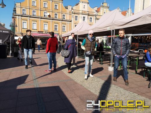 Food Trucki opanowały opolski Rynek. "Nigdy się nie nudzą"