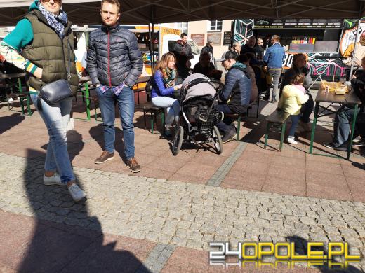Food Trucki opanowały opolski Rynek. "Nigdy się nie nudzą"