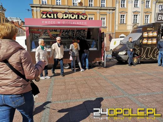 Food Trucki opanowały opolski Rynek. "Nigdy się nie nudzą"
