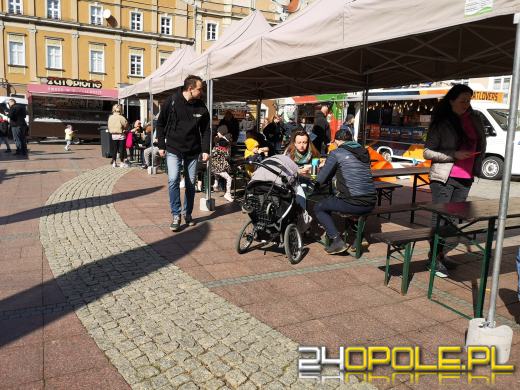 Food Trucki opanowały opolski Rynek. "Nigdy się nie nudzą"