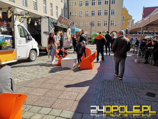 Food Trucki opanowały opolski Rynek. "Nigdy się nie nudzą"