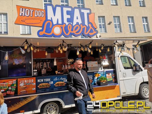 Food Trucki opanowały opolski Rynek. "Nigdy się nie nudzą"