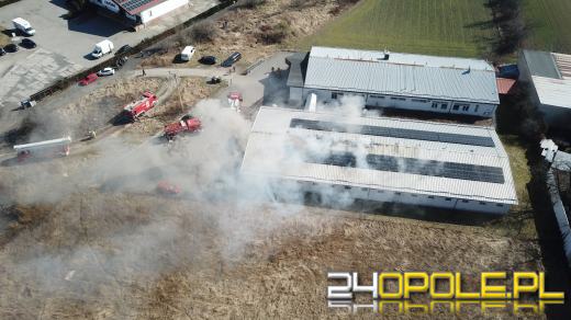 Pożar hali produkcyjnej w Opolu