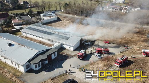 Pożar hali produkcyjnej w Opolu