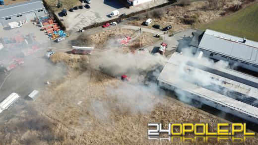 Pożar hali produkcyjnej w Opolu