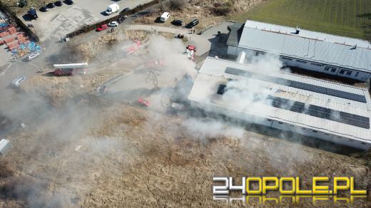 Pożar hali produkcyjnej w Opolu