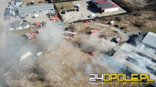 Pożar hali produkcyjnej w Opolu