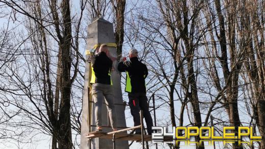 Runął pomnik Armii Czerwonej w gminie Prószków
