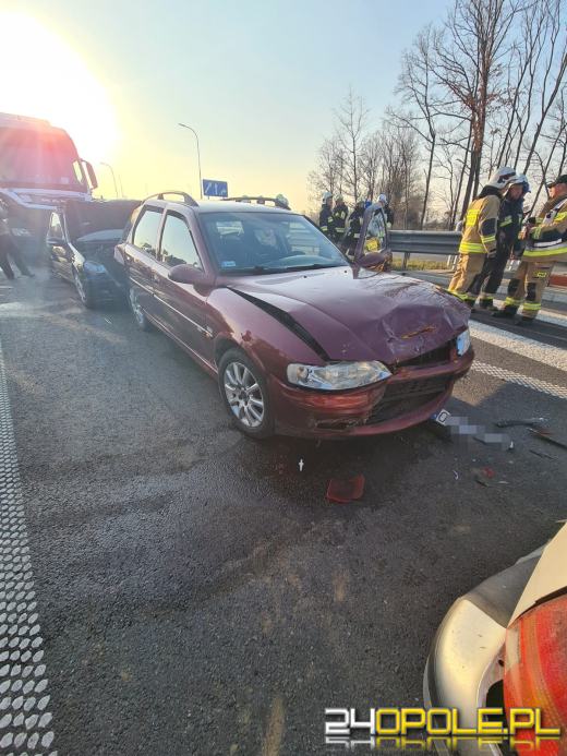 Wypadek na obwodnicy Opola. Lądował śmigłowiec LPR