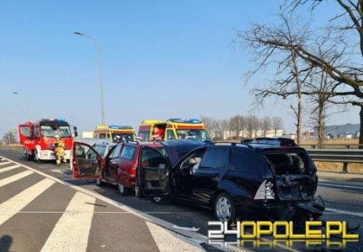 Wypadek na obwodnicy Opola. Lądował śmigłowiec LPR