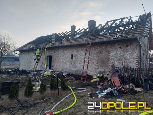 Pożar domu jednorodzinnego w Poznowicach. Spłonęło poddasze