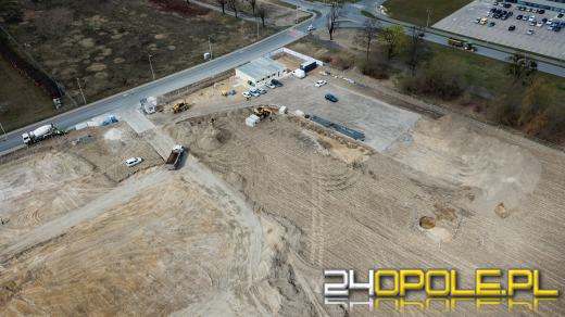 Ruszyły prace na placu budowy stadionu Opolskiego