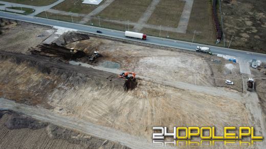 Ruszyły prace na placu budowy stadionu Opolskiego