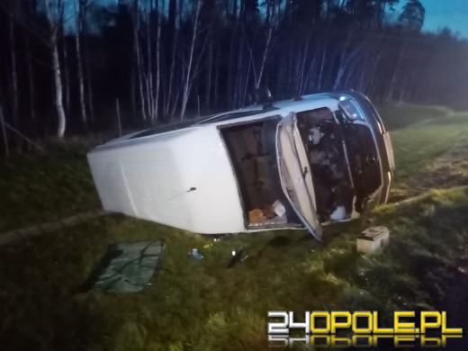 Wypadek na A4. Bus, który przewoził Ukraińców wypadł z drogi