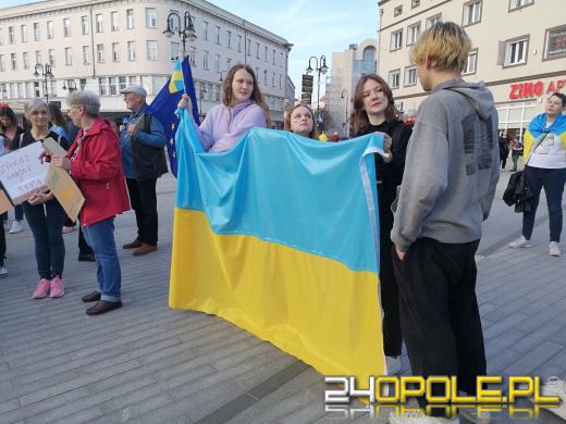 Protest w związku ze zbrodniami Rosjan w Ukrainie