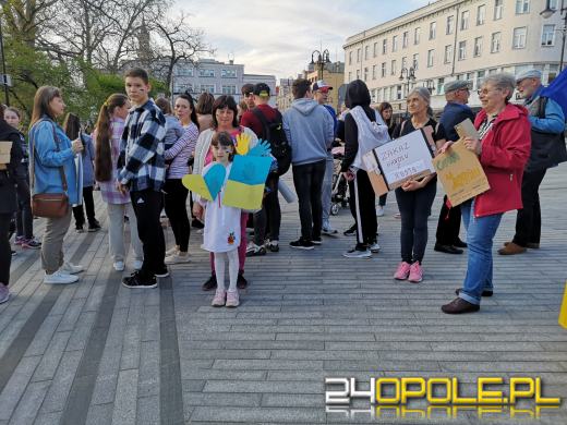Protest w związku ze zbrodniami Rosjan w Ukrainie