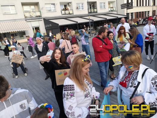 Protest w związku ze zbrodniami Rosjan w Ukrainie