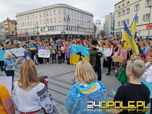 Protest w związku ze zbrodniami Rosjan w Ukrainie