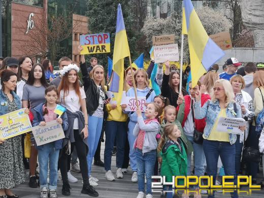 Protest w związku ze zbrodniami Rosjan w Ukrainie