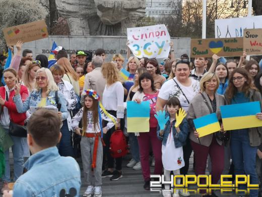 Protest w związku ze zbrodniami Rosjan w Ukrainie