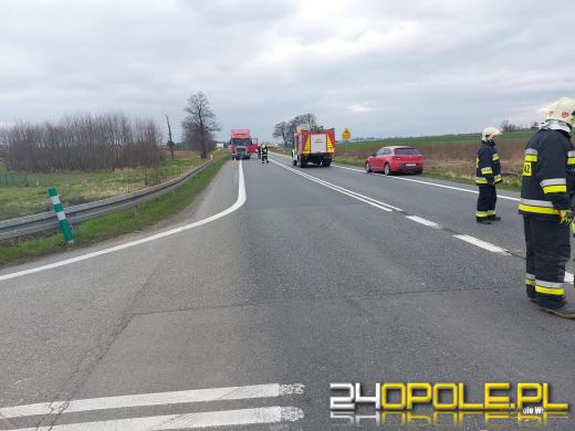 Zderzenie opla i peugeota na obwodnicy Opola