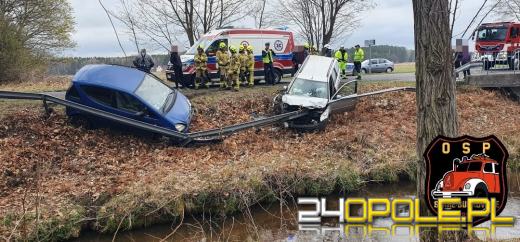 Zderzenie pojazdów w Zagwiździu. Obaj kierowcy byli pijani