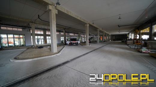 Trwają prace wykończeniowe w centrum przesiadkowym Opole Główne