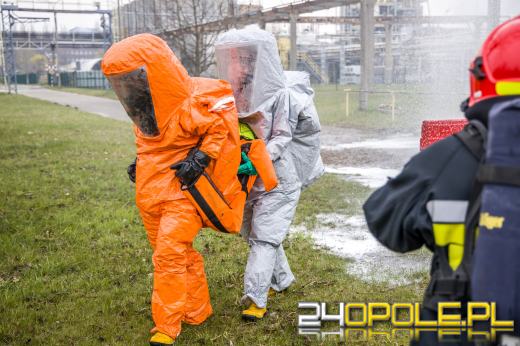 Strażacy ćwiczyli na terenie starego zakładu